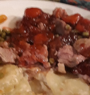 Quorn in plum sauce, carrots, lentils and peas with Daughinoise potatoes.